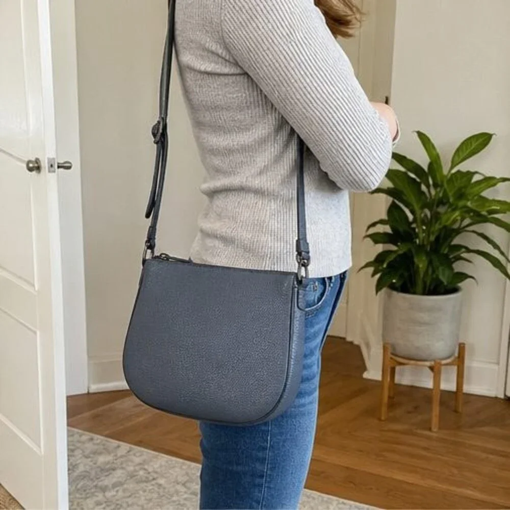 Navy Quilted Crossbody Bag